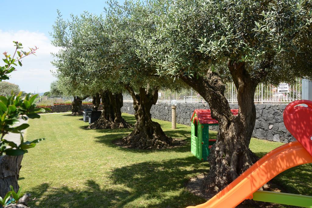 Galati Aparthotel 4*